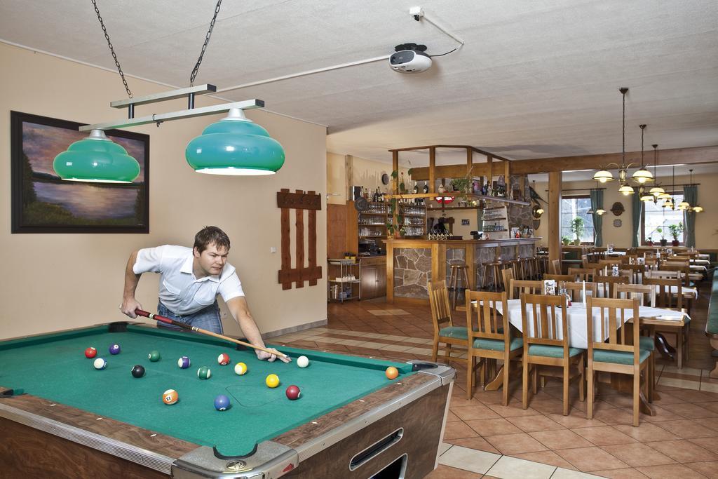 Wellness Hotel Marlin Nová Pec Esterno foto